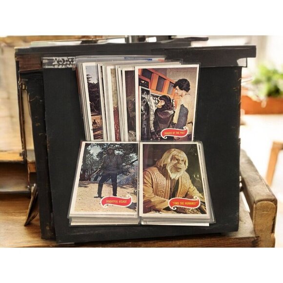 NM-MINT Vintage 1975 Topps Planet Of The Apes Card Lot GREAT CONDITION - Picture 3 of 10